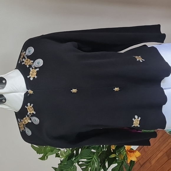 Turtle wareble  art hand painted Cardigan size Medium - Picture 3 of 17